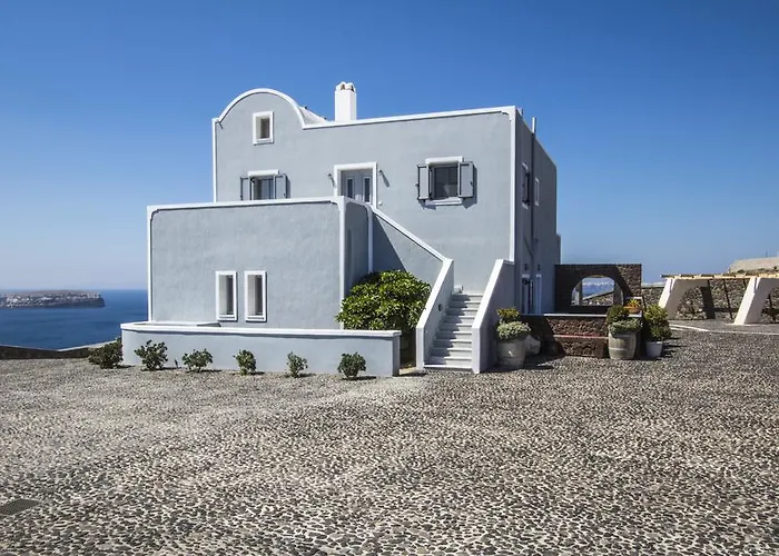 Our Santorini Akrotírion