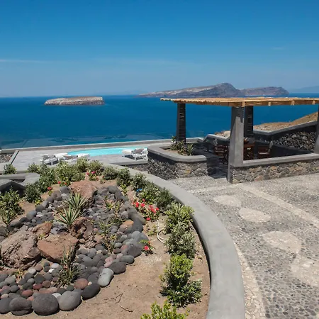 Our Santorini Villa Akrotírion
