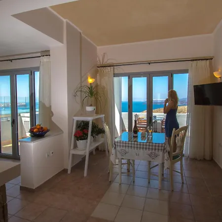 Our Santorini Akrotírion